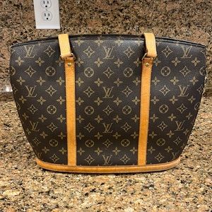 Louis Vuitton- Babylon bag- *authentic*
